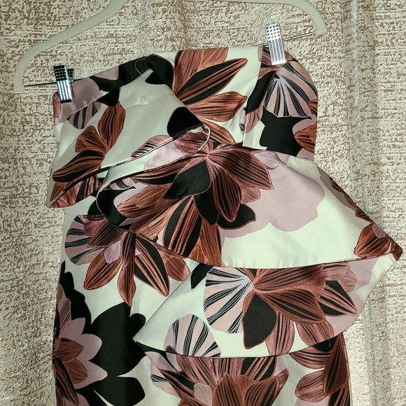 KEEPSAKE white floral Strapless Sheath Dress with Slit - Picture 3 of 11